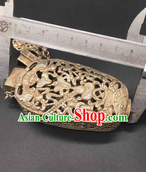 Chinese Handmade National Sachet Pendant Jewelry Classical Ethnic Accessories Carving Gourd Brooch