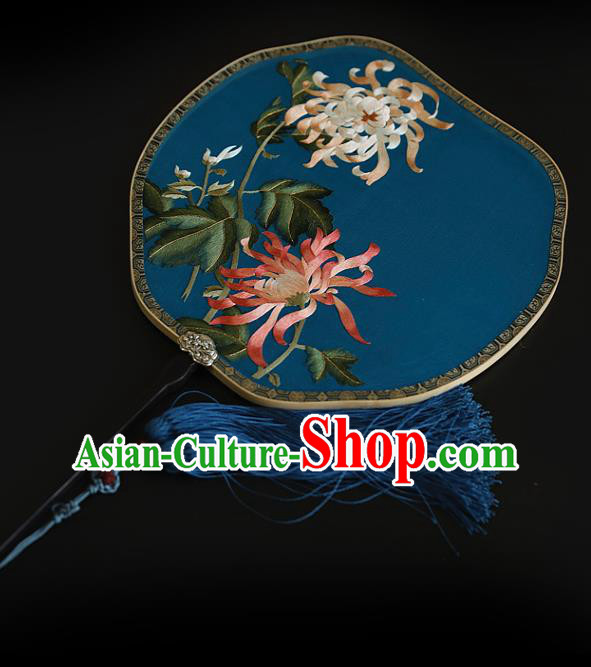 China Wedding Embroidered Chrysanthemum Palace Fan Handmade Fans Traditional Hanfu Blue Silk Fan