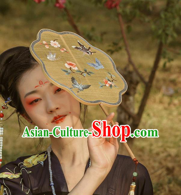 China Traditional Wedding Yellow Silk Fans Handmade Painting Butterfly Fan Ancient Hanfu Palace Fan