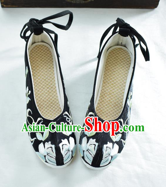 China Embroidered Black Shoes Traditional Hanfu Bow Shoes National Wedding Cloth Shoes