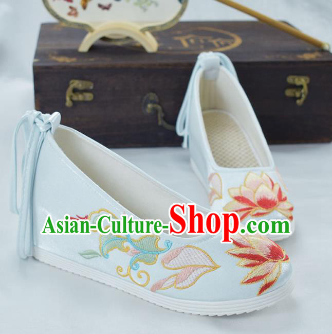 China Traditional New Year Shoes Light Blue Cloth Shoes National Embroidered Lotus Shoes