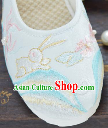 China National Spring Festival Shoes Traditional Embroidered Rabbit Shoes Women White Cloth Shoes