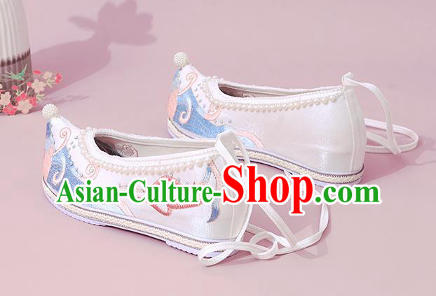 China National Shoes Classical Dance White Cloth Shoes Traditional Embroidered Pearls Shoe