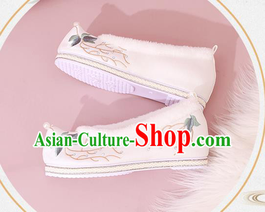 China Traditional Hanfu Shoes Embroidered Shoes White Cloth Shoes National Winter Shoes