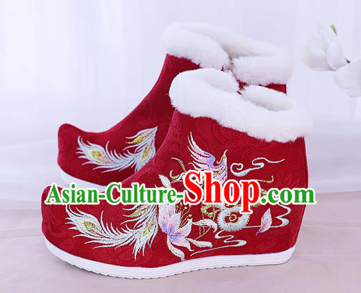 China Traditional New Year Shoes Embroidered Red Boots National Winter Shoes