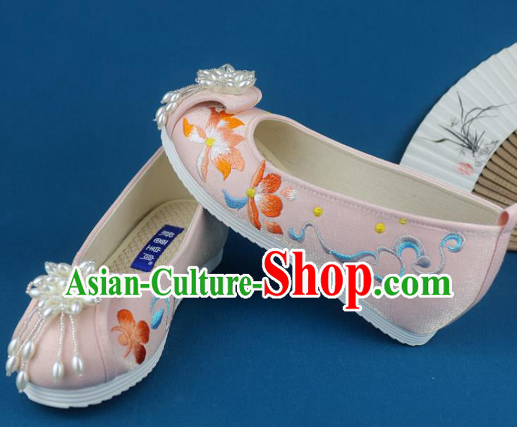 China Traditional Wedding Pink Cloth Shoes Pearls Tassel Shoes Embroidered Shoes