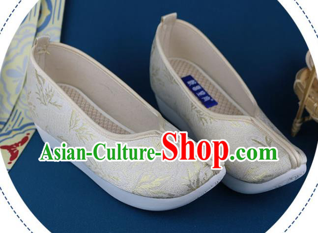 China Traditional Ming Dynasty Beige Brocade Shoes Ancient Princess Shoes