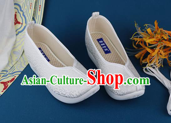 China Ancient Princess Shoes Traditional Ming Dynasty White Brocade Shoes