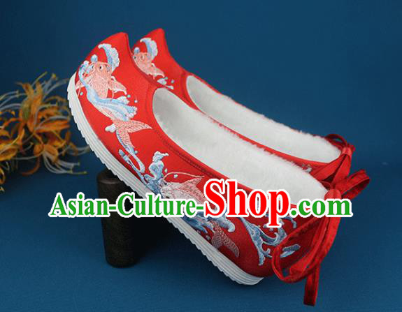 China Wedding Embroidered Red Cloth Shoes Handmade Traditional Shoes National Winter Shoes