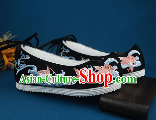 China Handmade Traditional Shoes National Winter Shoes Embroidered Fishes Black Cloth Shoes