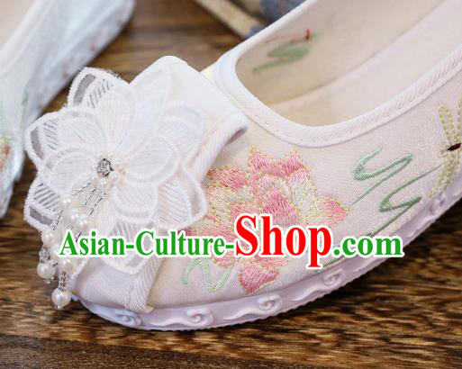 China Traditional Hanfu Shoes Handmade National White Cloth Shoes Embroidered Lotus Shoes