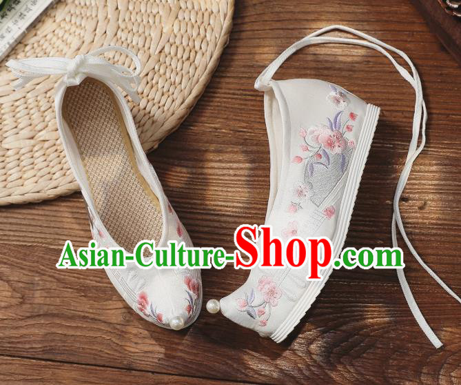 China National White Cloth Shoes Traditional Shoes Embroidered Shoes Handmade Hanfu Bow Shoes