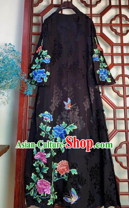 Chinese Traditional Embroidered Peony Long Cheongsam Clothing National Black Silk Qipao Dress