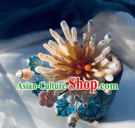 Chinese Handmade Pearls Hair Stick Traditional Song Dynasty Empress Shell Chrysanthemum Hairpin