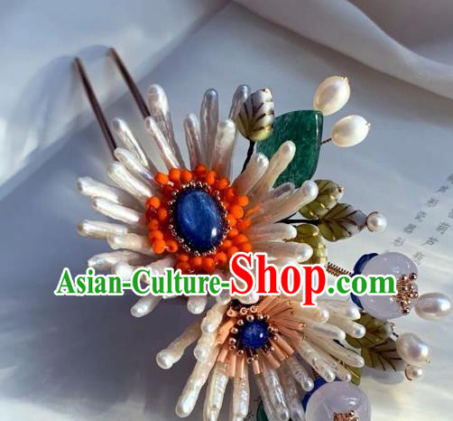 Chinese Handmade Coral Hair Stick Traditional Ming Dynasty Princess Shell Chrysanthemum Hairpin