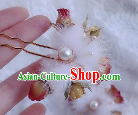 Chinese Handmade Flowers Hairpin Traditional Ming Dynasty Princess Fur Hair Stick