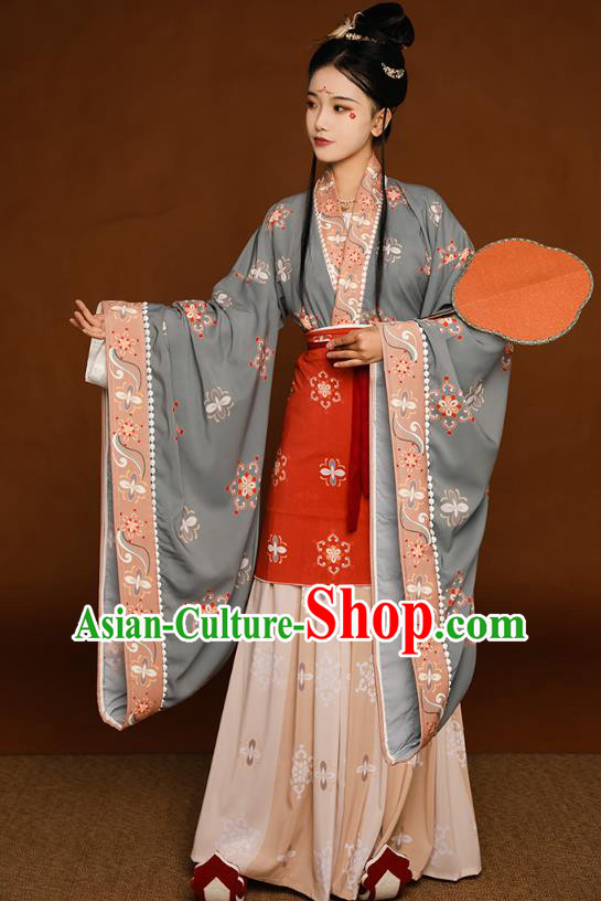 China Ancient Court Beauty Dress Garment Traditional Southern and Northern Dynasties Historical Hanfu Clothing