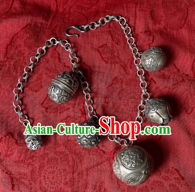 Handmade Chinese National Necklace Ethnic Silver Necklet Accessories