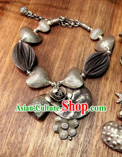 Handmade Chinese Ethnic Carving Fish Bangle National Silver Bracelet Wristlet Accessories