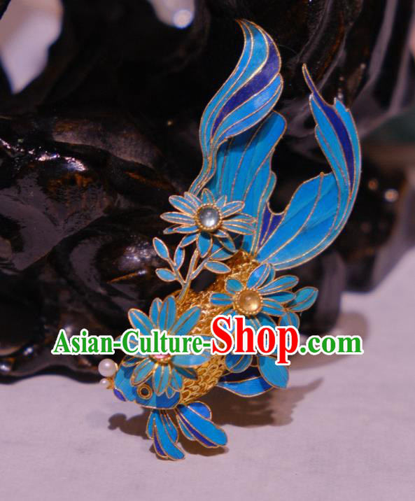 China Traditional Cheongsam Gems Breastpin Jewelry Handmade Filigree Goldfish Brooch Accessories