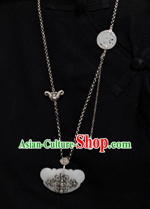 Handmade Chinese White Jade Necklace Accessories National Silver Carving Bat Necklet