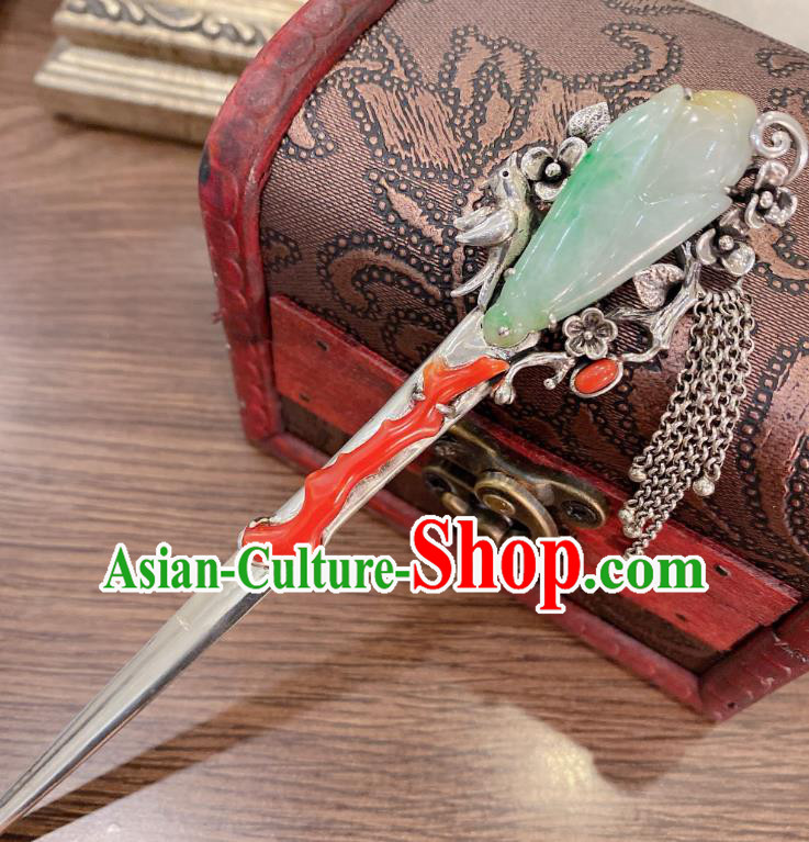 China Traditional Hair Accessories Classical Silver Tassel Hairpin Handmade Jade Mangnolia Hair Stick