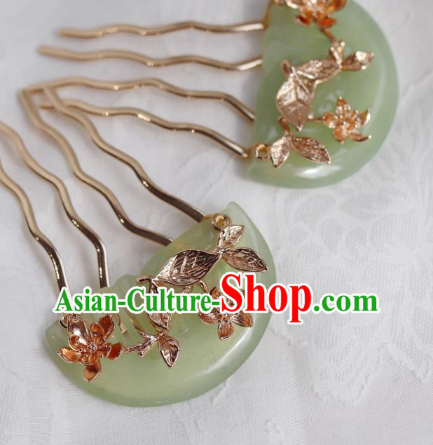 China Traditional Ming Dynasty Princess Jade Hairpin Classical Golden Hair Comb