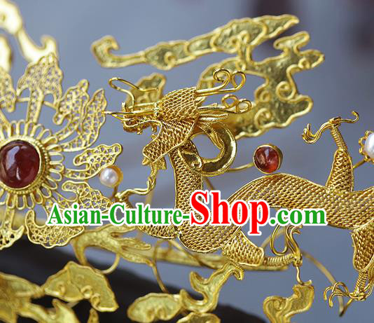 China Ancient Empress Agate Hairpin Handmade Traditional Ming Dynasty Golden Dragons Hair Crown