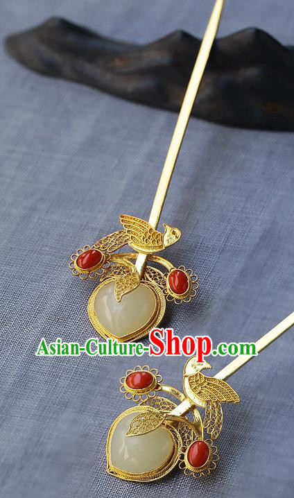 China Ancient Empress Jade Peach Hairpin Handmade Traditional Ming Dynasty Golden Hair Stick