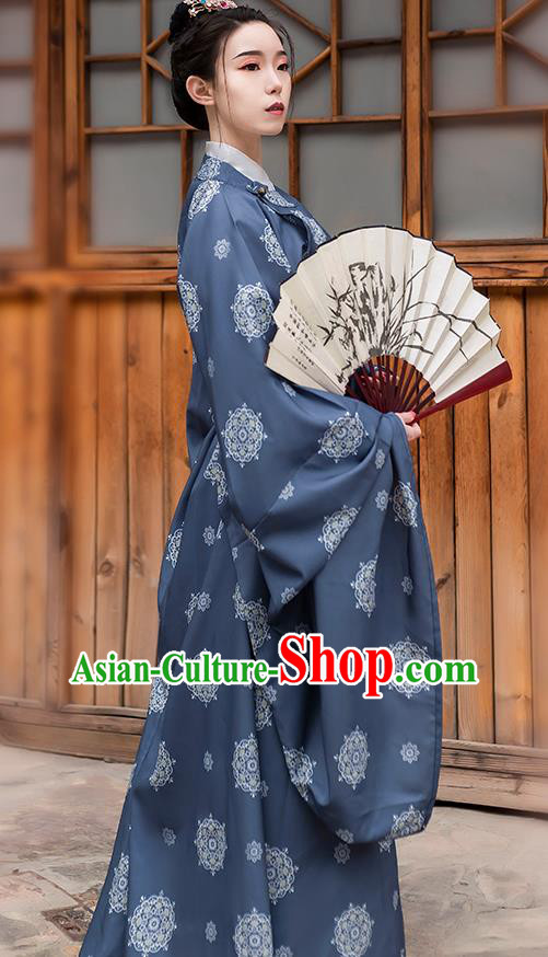 China Traditional Ming Dynasty Royal Prince Historical Clothing Ancient Scholar Navy Hanfu Robe