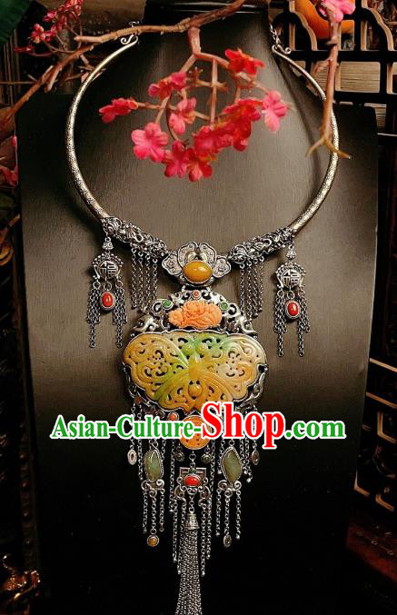 China Traditional Jade Carving Butterfly Necklace Accessories Handmade Silver Tassel Necklet Pendant