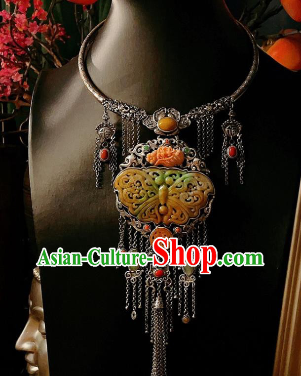 China Traditional Jade Carving Butterfly Necklace Accessories Handmade Silver Tassel Necklet Pendant