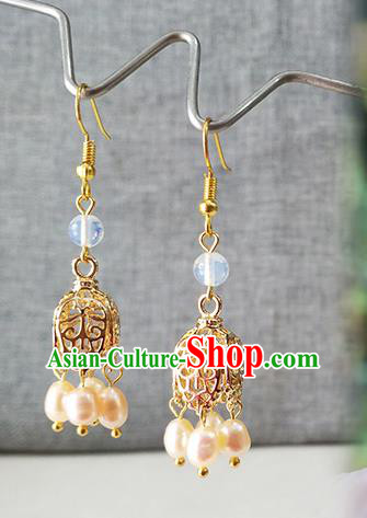 Chinese Classical Tang Dynasty Palace Lady Ear Accessories Ancient Princess Pearls Golden Earrings