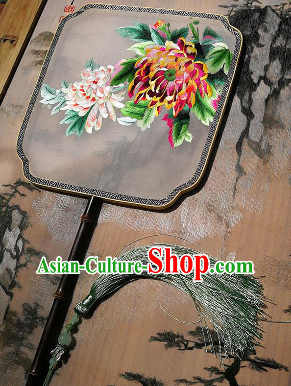 China Handmade White Silk Fans Traditional Song Dynasty Hanfu Fan Embroidered Chrysanthemum Palace Fan