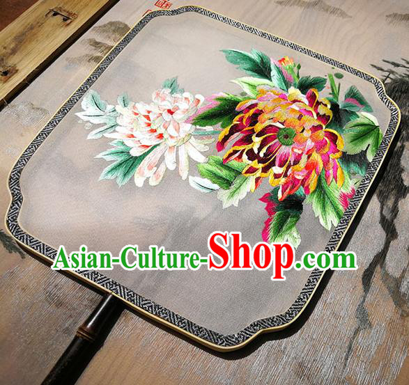 China Handmade White Silk Fans Traditional Song Dynasty Hanfu Fan Embroidered Chrysanthemum Palace Fan