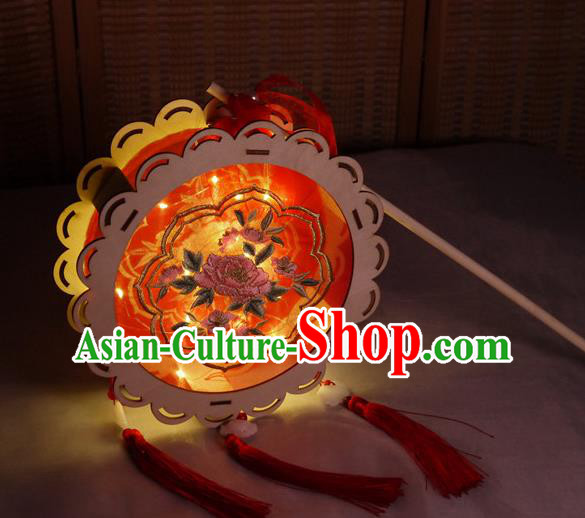China Embroidery Peony Red Silk Lamp Handmade Flower Drum Lantern Embroidered Portable Lantern