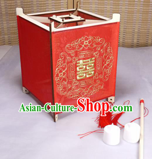 China Handmade Red Chiffon Desk Lamp Embroidered Palace Lantern Embroidery Peony Lantern