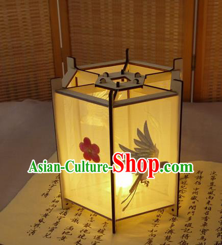 China Classical Embroidered Palace Lantern Traditional Silk Hexagon Lanterns Handmade Hanging Lamp