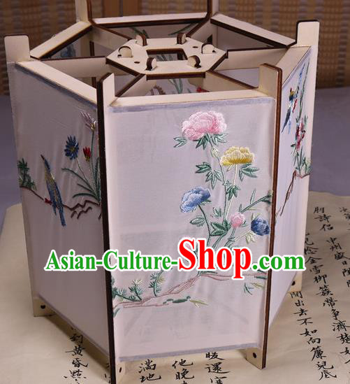 China Handmade Hanging Lamp Classical Embroidered Peony Palace Lantern Traditional Silk Hexagon Lanterns