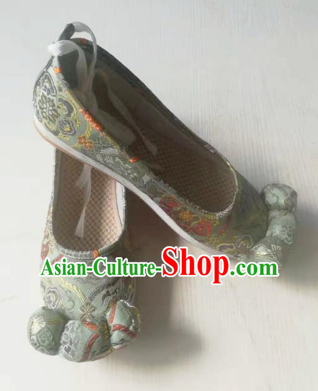 China Classical Bride Shoes Wedding Light Green Brocade Shoes Traditional Tang Dynasty Princess Shoes