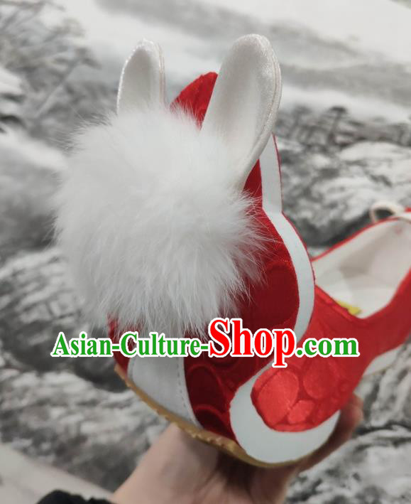 China Classical Red Brocade Shoes Hanfu Venonat Rabbit Shoes Traditional Tang Dynasty Princess Shoes