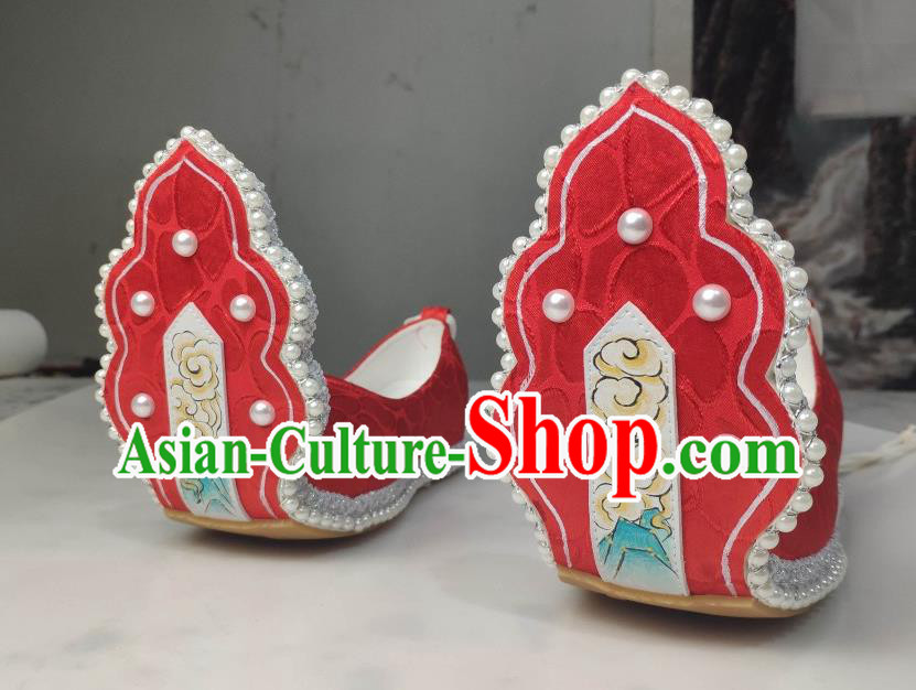 China Traditional Tang Dynasty Princess Shoes Classical Red Brocade Shoes Hanfu Pearls Shoes