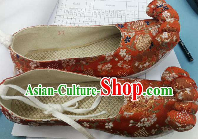China Classical Wedding Brocade Shoes Traditional Song Dynasty Hanfu Shoes Bride Red Satin Shoes
