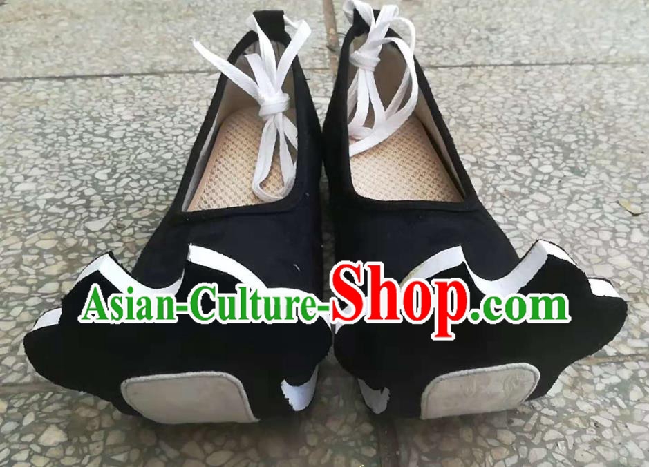 China Traditional Tang Dynasty Princess Shoes Handmade Hanfu Shoes Ancient Empress Black Cloth Shoes