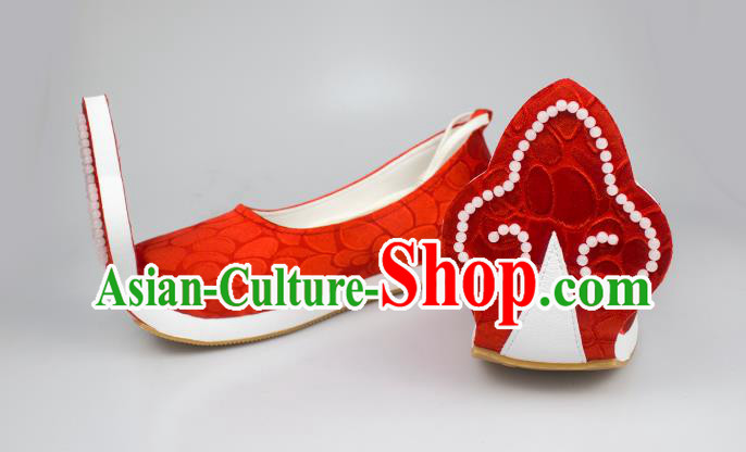 China Traditional Tang Dynasty Princess Shoes Classical Wedding Red Brocade Shoes Hanfu Beads Shoes