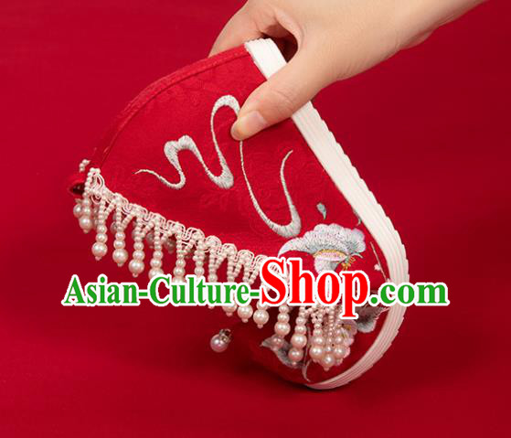 China Classical Embroidered Shoes Hanfu Bow Shoes Traditional Wedding Red Cloth Shoes