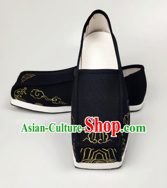 Chinese Handmade Ancient Scholar Black Cloth Shoes Traditional Ming Dynasty Embroidered Shoes