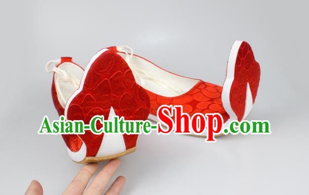 China Handmade Red Brocade Shoes Classical Wedding Shoes Traditional Tang Dynasty Princess Shoes