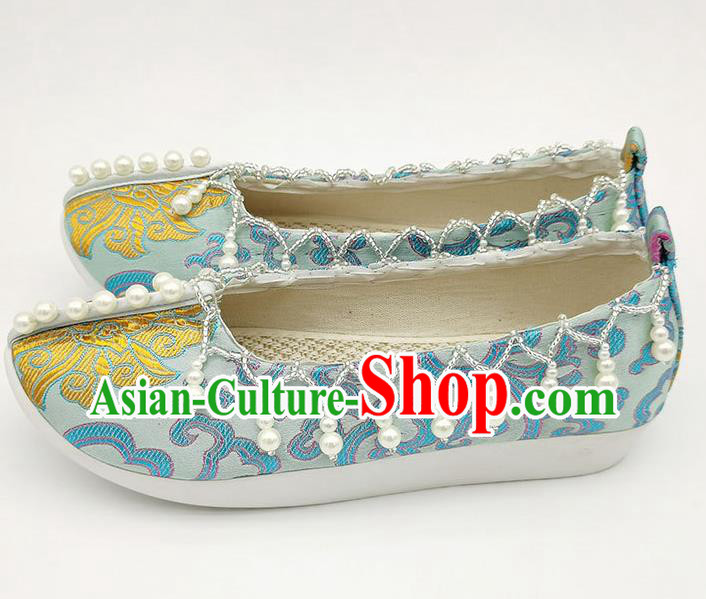 China Handmade Light Blue Brocade Shoes Traditional Song Dynasty Princess Shoes Classical Pearls Shoes