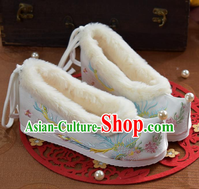 China Winter Shoes Traditional Hanfu Shoes National Embroidered Phoenix Light Blue Cloth Shoes